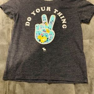 sparkling peace sign tee